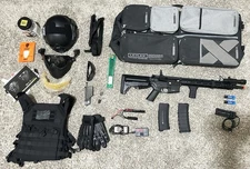 Airsoft starter lot - EMG Umbrella Corp AEG AR15 + Gear + Case