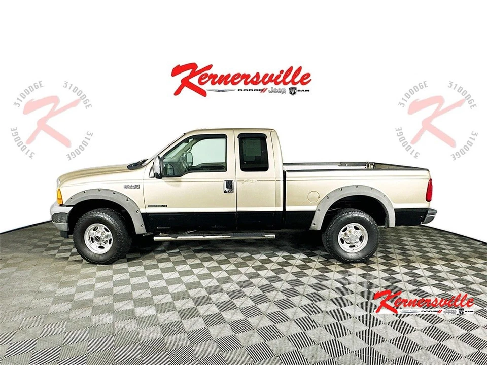 2001 Ford F-250 Lariat 4WD Pickup Truck Leather Seats Cruise Control Foto 4 de 4