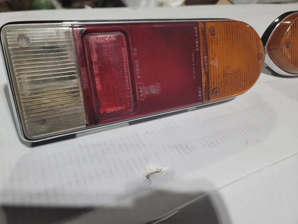 73 74 75 76 77 78 79 80 TRIUMPH SPITFIRE GT6 LUCES TRASERAS SÓLIDAS LUCAS L880 Par Foto 3 de 4