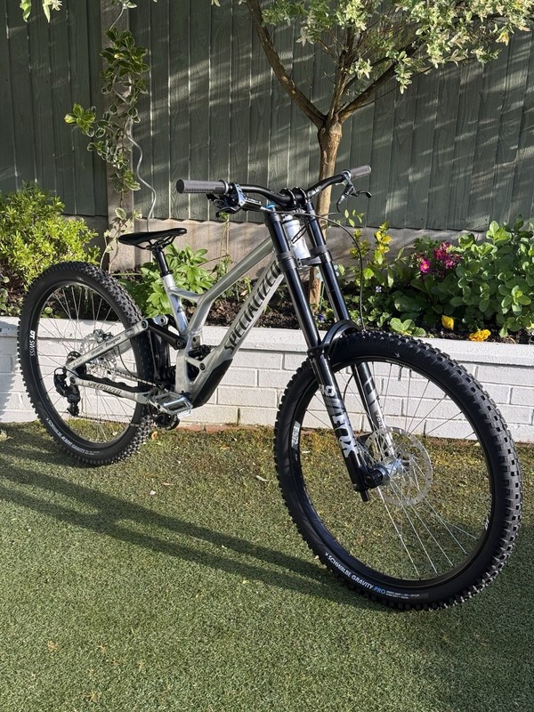 Specialized Demo 8 2025 Size S3 New Custom Build