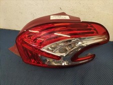 Feu arrière Peugeot 208