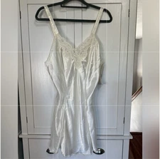 NWT Vintage Val Mode Lingerie Ivory Satin Lace Slip Dress Large USA Made Bridal