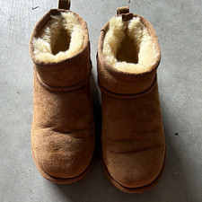 UGG Girls Brown Suede Sheepskin Lined Ankle Bootie Slip On Round Toe US 4