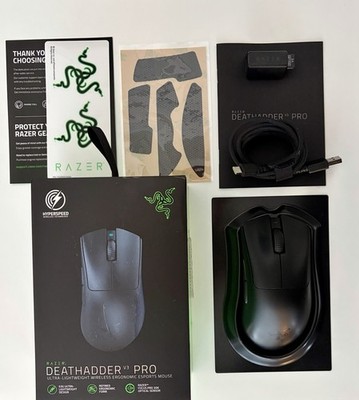 Razer DeathAdder V3 Pro Kabellose Gaming-Maus, Schwarz +   Neue Mouse Skates