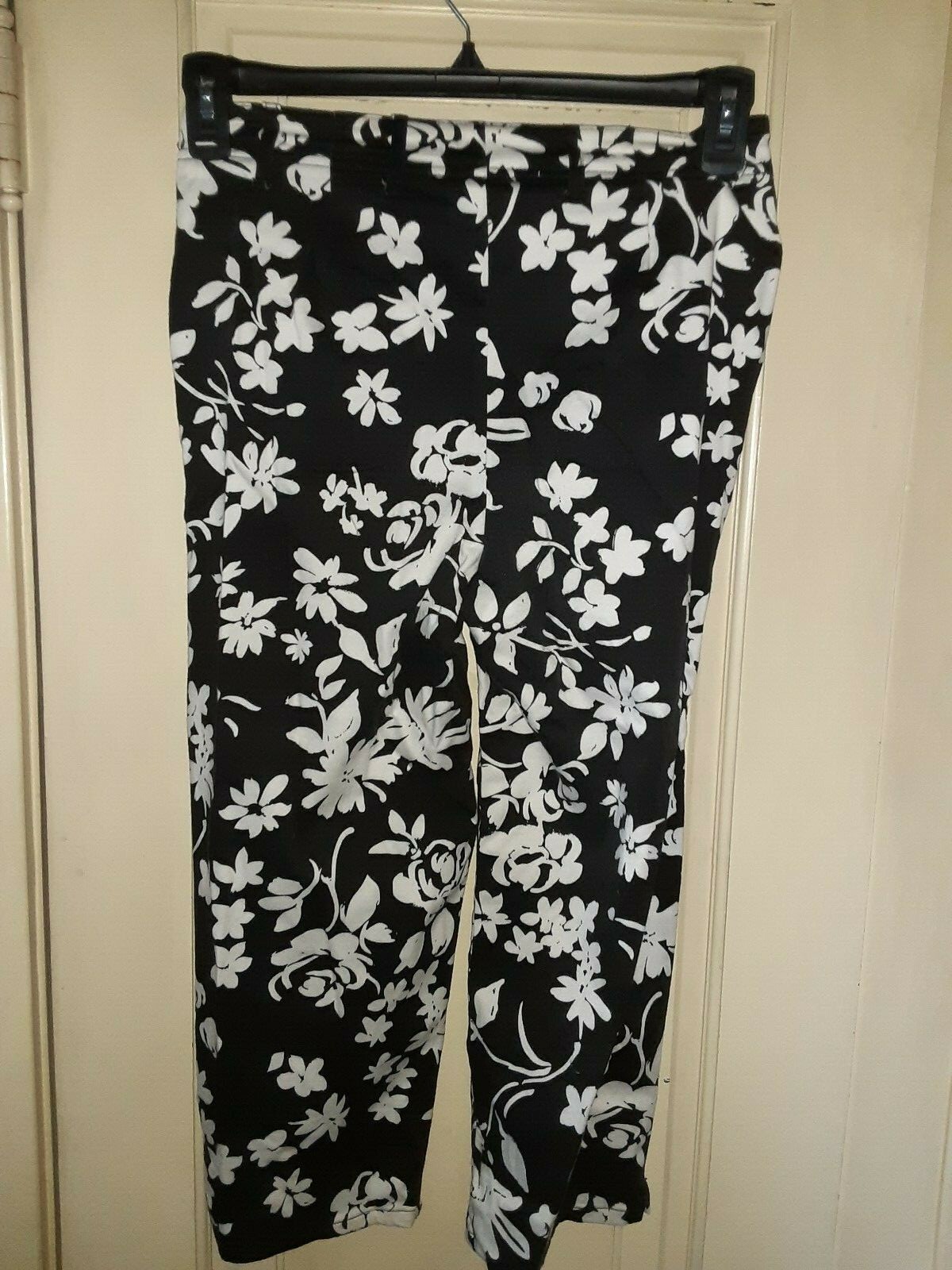 Dressbarn Woman's Capris Size 4 eBay