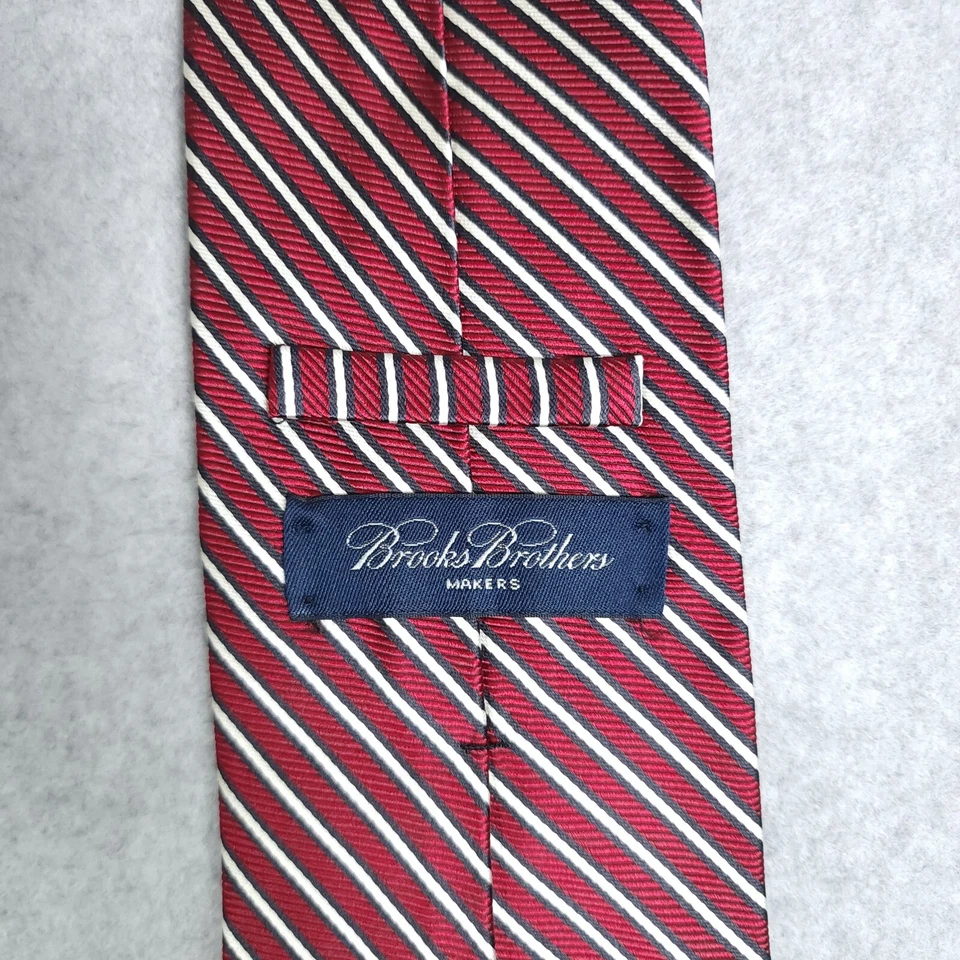 Corbatas Brooks Brothers vintage a rayas de seda hechas en EE. UU. 58 largas 4 anchas para hombre Foto 4 de 4