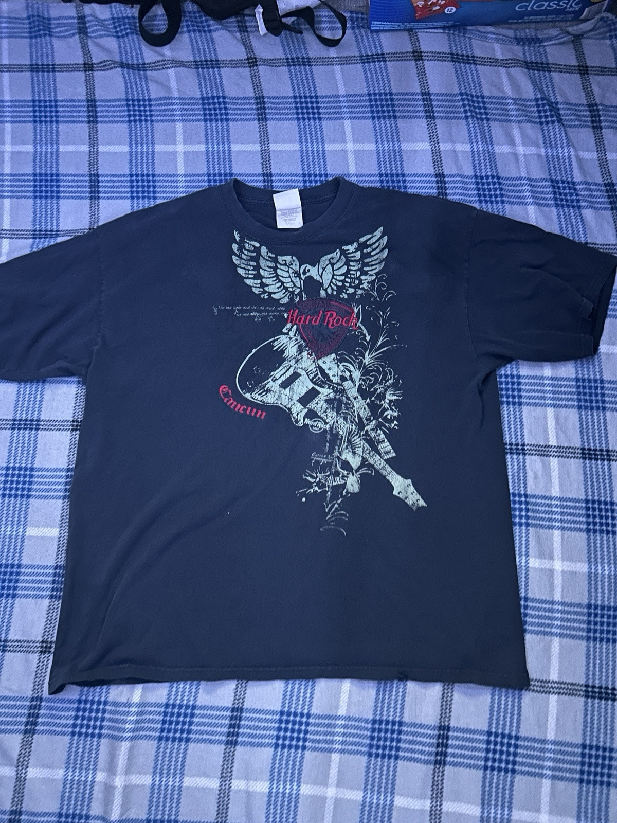 VTG Y2K Hard Rock Cafer Cancun T Shirt Mens XXL Black Guitar Eagle Cut Neck