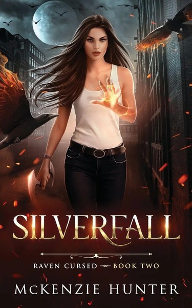 Silverfall Mckenzie Hunter Taschenbuch Raven Cursed Kartoniert / Broschiert 2020-image