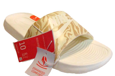 Nike Womens Victori One Slides Sail-Coconut Milk-Sesame slip on Sandals sz 10