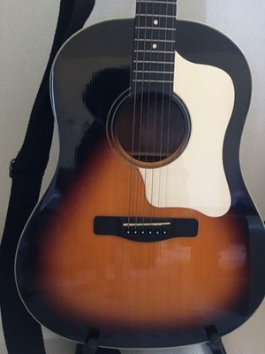 E-Akustikgitarre Greg Bennett Sunburst