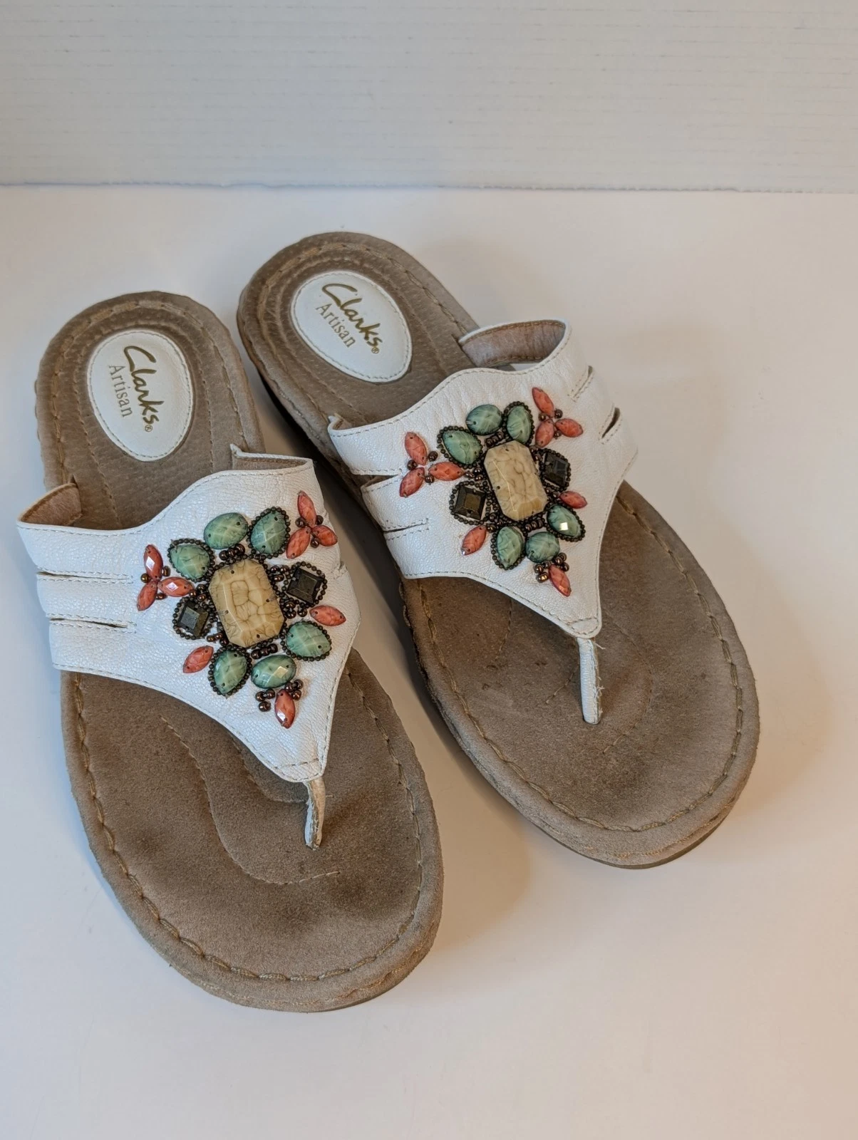 7 M Clarks Artisian Amaya Yarrow sandali boho in pelle bianca con perline