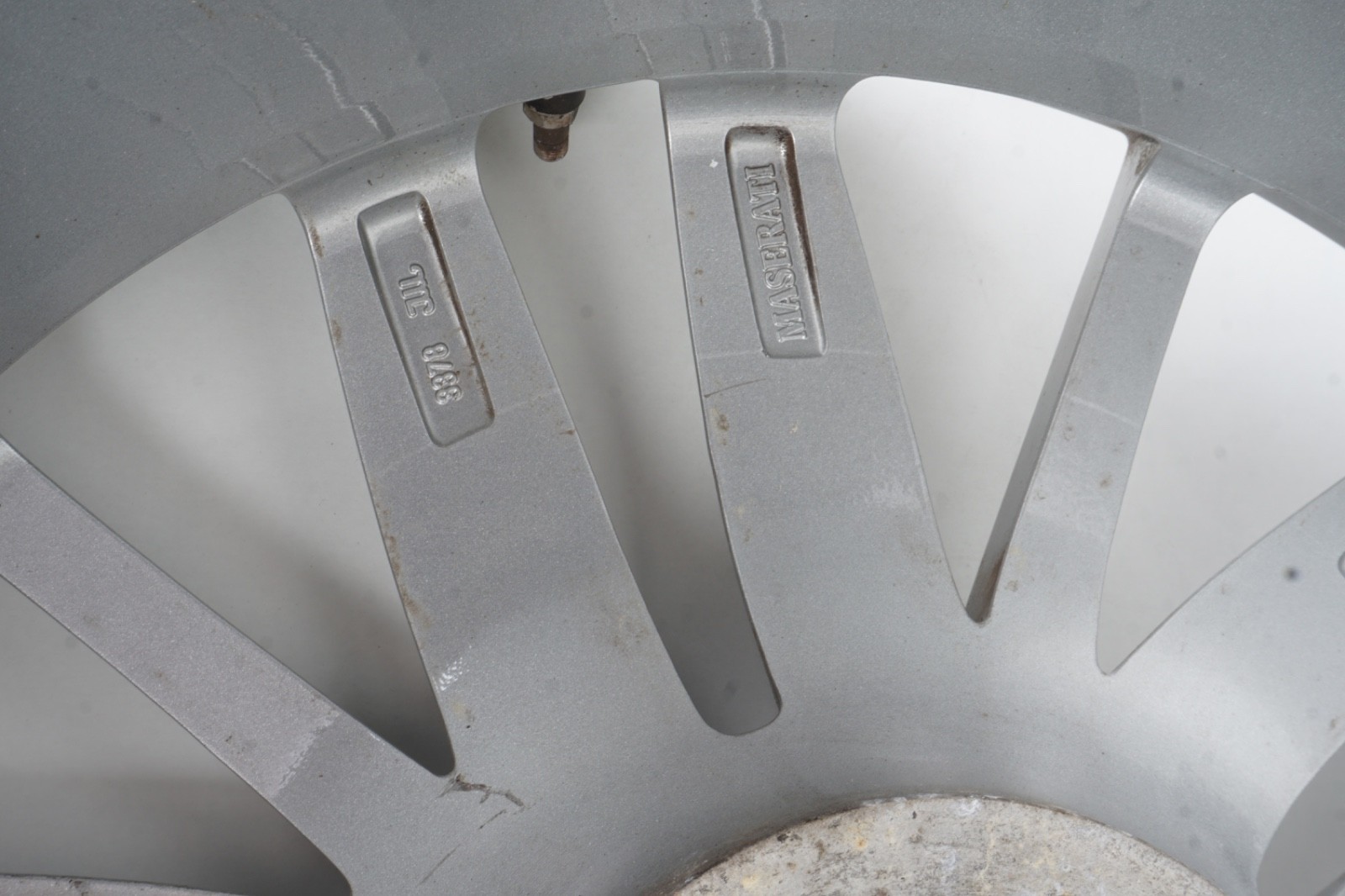 2014 - 2020 Maserati Ghibli Front Wheel Rim 19" OEM