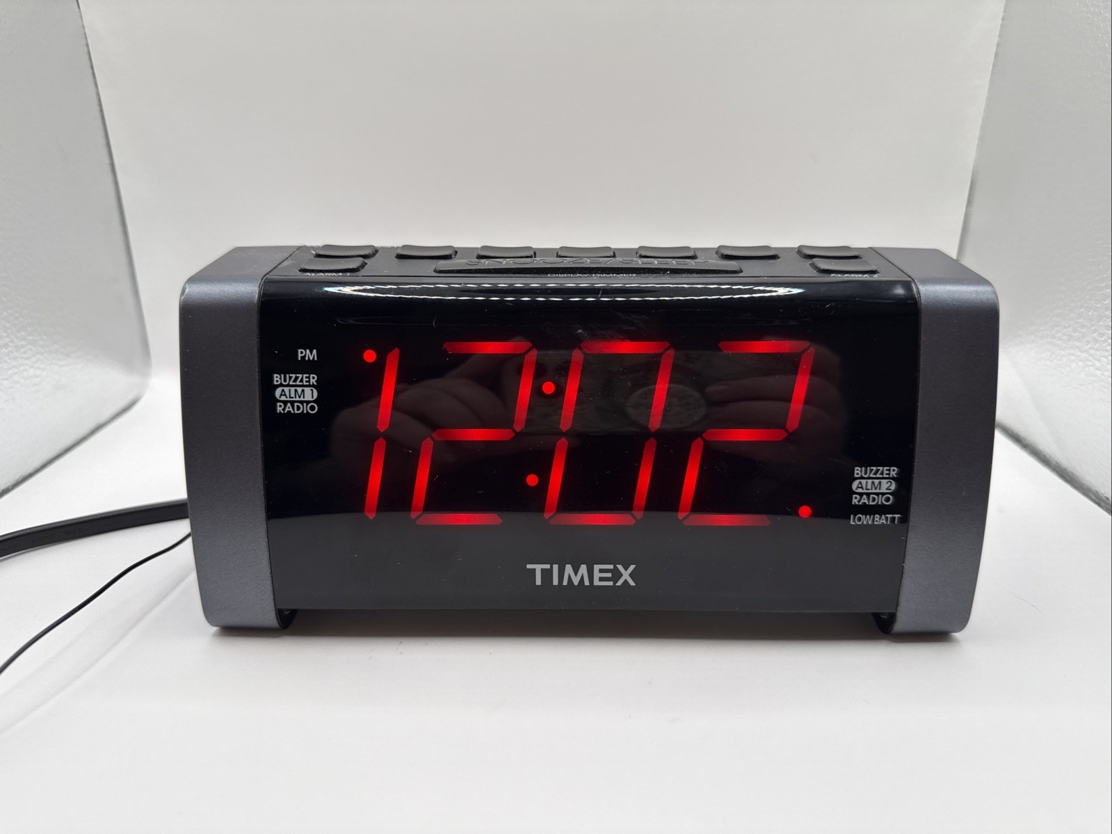 Timex T 235 Y Dual Alarm AM/FM Clock Radio Black & Grey Trim w/ Jumbo Red Numbers photo Timex T 235 Y Dual Alarm AM/FM Clock Radio Black & Grey Trim w/ Jumbo Red Numbers featured image