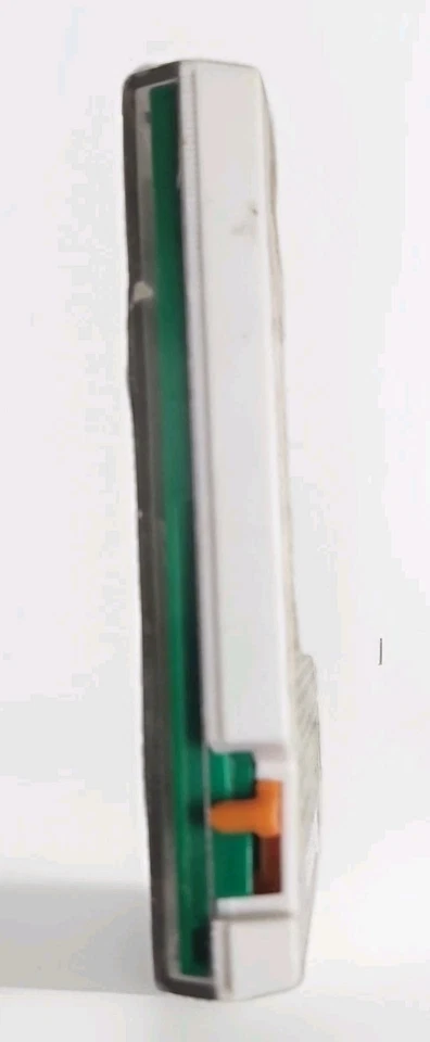 Vintage 1975 Tomy Pocket Baseball Game Toy Classic Ages 5 and Up No 7039 - Image 4 of 4