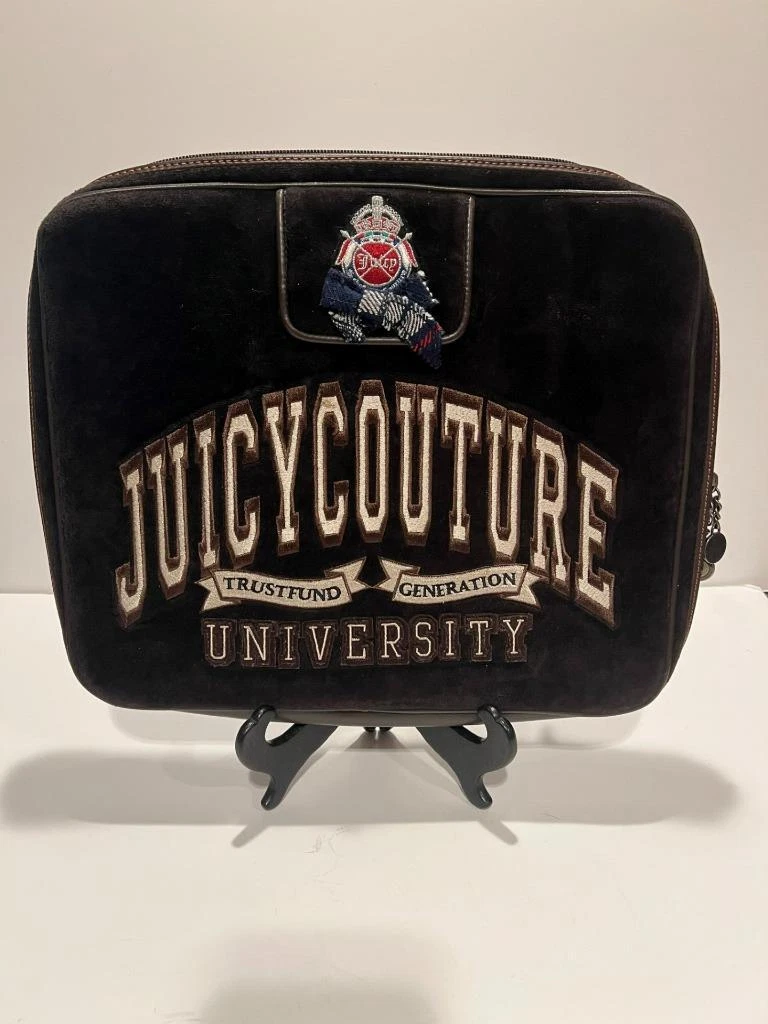 Juicy Couture Trustfund Generation zip around laptop case - mint condition