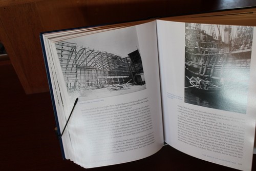 Warner Bros.: Hollywood's Ultimate Backlot / Hardcover - Imagen 7 de 8