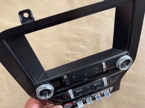 Ford Mustang GT 2015-2017 placa frontal radio premium pieza de ajuste de 8 pulgadas - OEM - Imagen 8 de 10