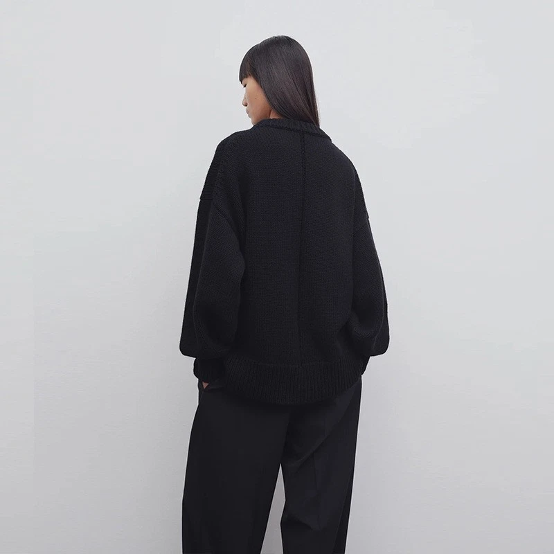 Suéter de invierno cálido suelto cuello redondo de lana cachemir THE ROW para mujer Foto 4 de 4