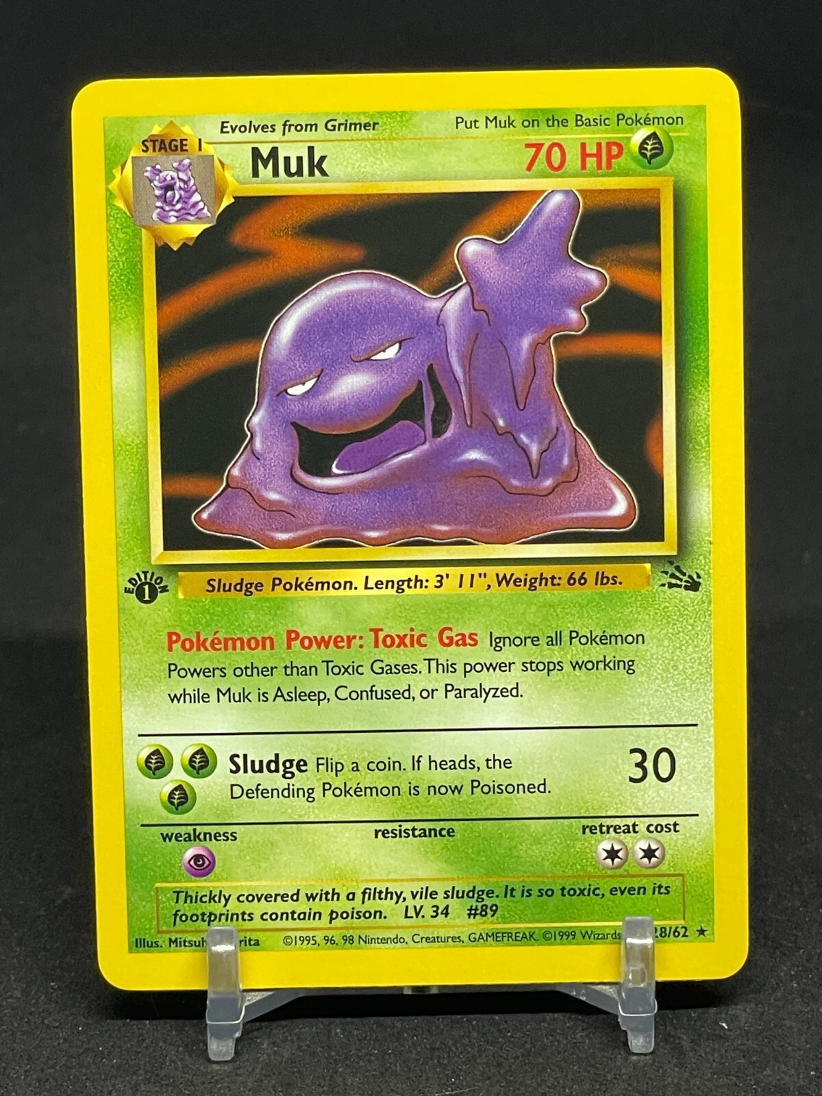 Muk 28/62 fossil 1st edition NM Pokemon TCG