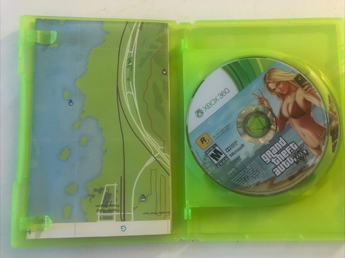 Grand Theft Auto V (Microsoft Xbox 360, 2013) ~Complete w/ Map & Booklet~ - Picture 2 of 4