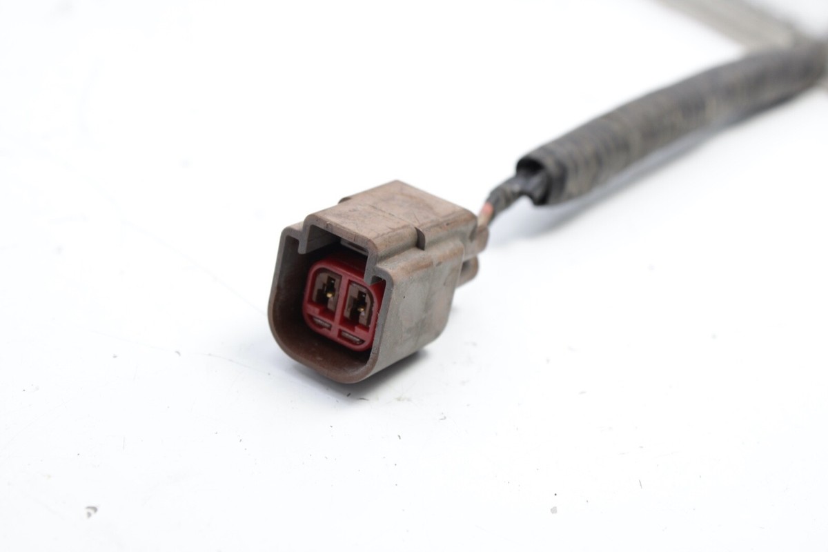 2003-2004 town car crown Victoria Marquis connector impact crash 