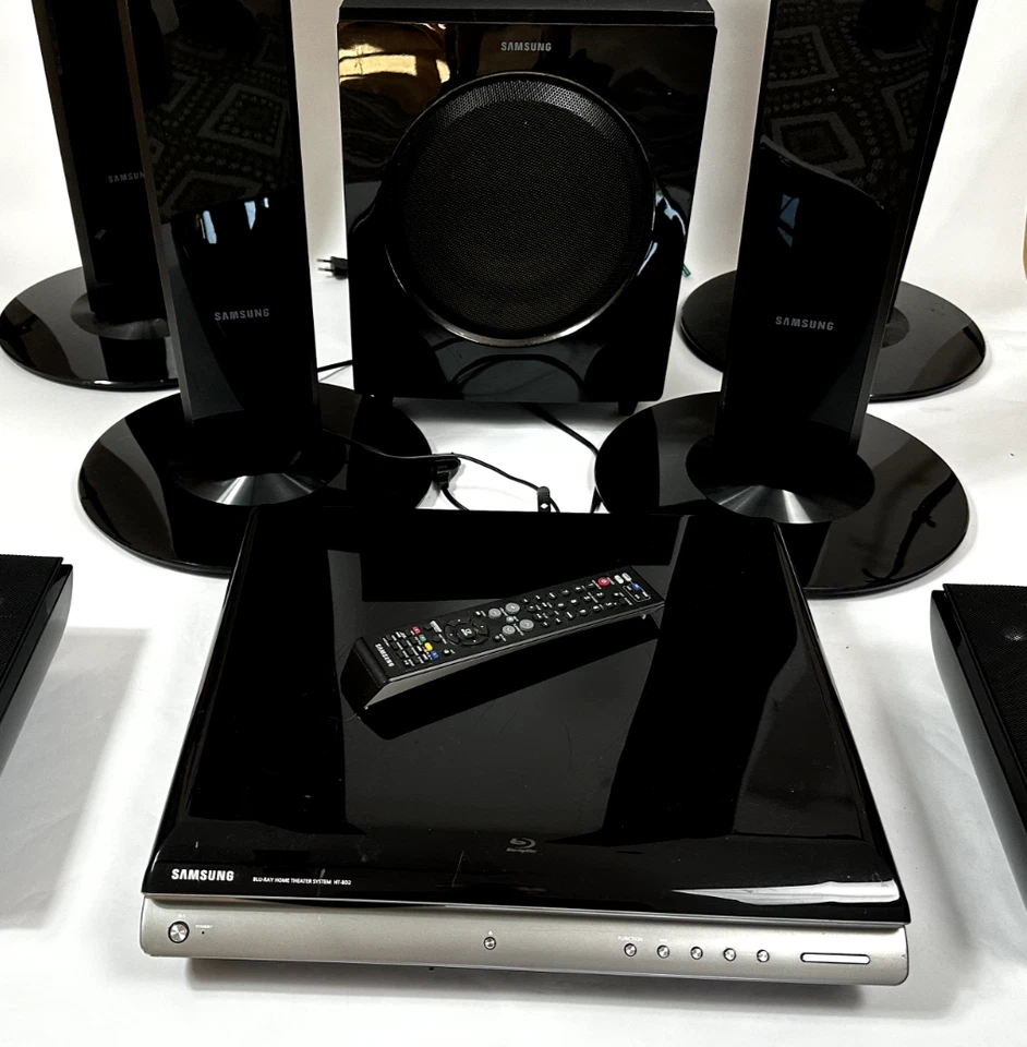 = Samsung Home Theater System HT-BD2 = - Bild 2 von 4