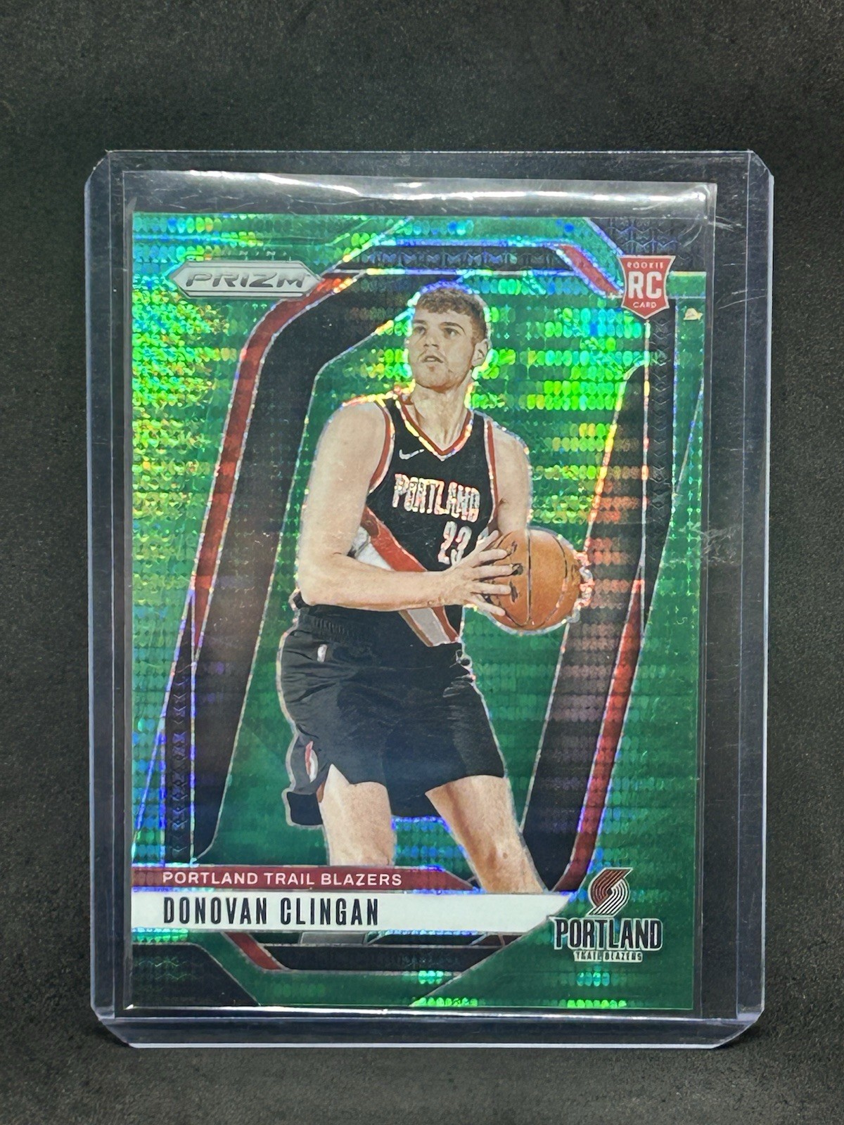 2024-25 Prizm Donovan Clingan Green Pulsar /25 Rookie RC #221 Trail Blazers A8
