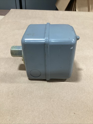 #ad Pressure Switch Class 9013 Type GHG 3 close 120 open 150 $64.99