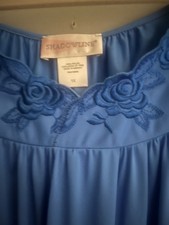 Shadowline Embroidered Gown Plus 1x Nylon Blue Buttons USA NWT