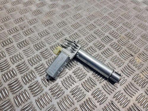 BMW 5 E60 Sitzsteuerungsmotor vorne links 8320446 3.00 Diesel 2009 33379880