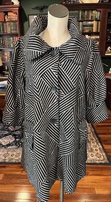 Damee Inc Women s Large Black Gray Striped Dramatic Collar Button Artsy Jacket B