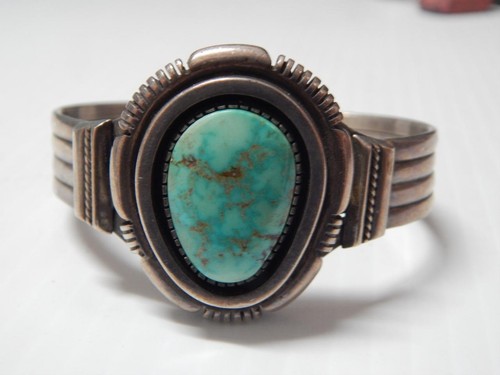 VINTAGE HEAVY DELBERT VANDEVER NAVAJO INDIAN STERLING SILVER TURQUOISE BRACELET