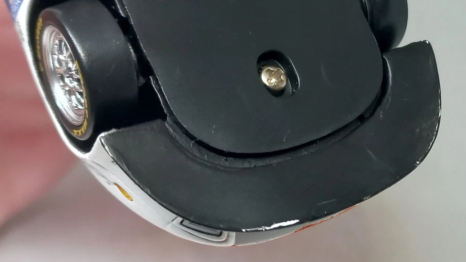 Ford GT nr. 40 24h Nürburgring 2009 1/43 Minichamps 437098440 - Immagine 3 di 4