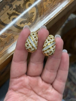 TIFFANY & CO. 18k Yellow Gold & Diamond Vannerie Basket Weave Earrings 1980s - Image 1 of 4
