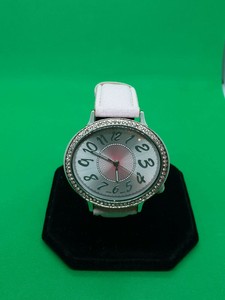 avon smart watch pink