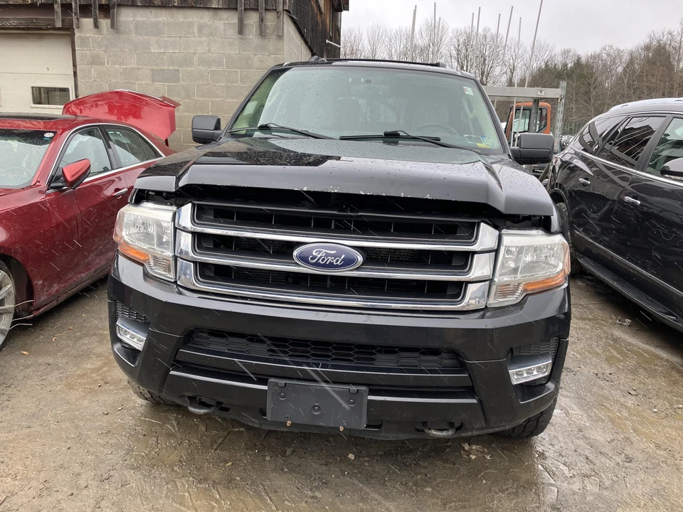 Eje trasero izquierdo FORD EXPEDITION 15 Foto 2 de 4