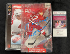Brett Hull Signed & Inscribed Detroit Red Wings Variant McFarlane Figure JSA COA