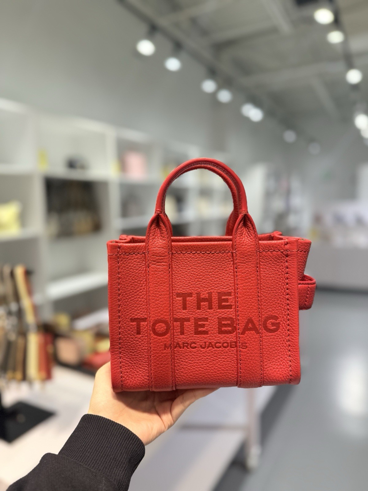 NWT Marc Jacobs THE LEATHER CROSSBODY TOTE BAG- True Red