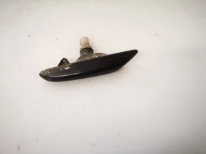 69113715 Seitenblinker (Kotflügelblinker) Vorne Linke 71657421 B DE1459393-49