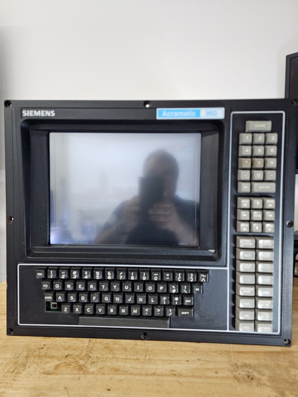 Siemens Cincinnati A950 LCD Touchscreen Monitor 3-424-2452A Excellent Wrkg Cond