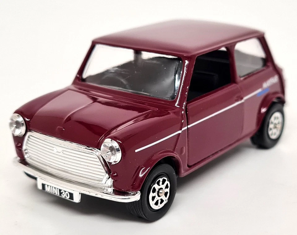 Corgi 1/36 Mini Mayfair Classic Mini Burgundy Diecast Scale Model Car - Image 4 of 4