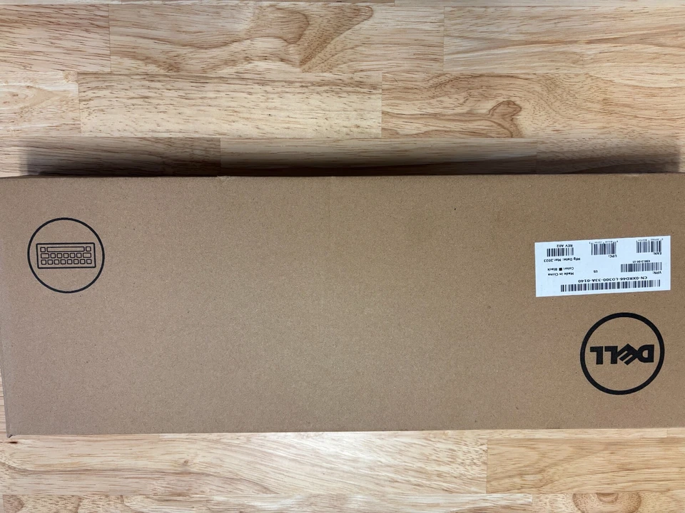 Dell KB813 Wired Keyboard with Smart Card Reader (Black and SIlver) - Image 2 of 3