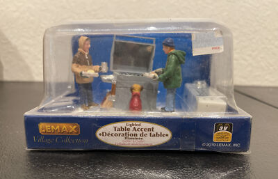 Lemax Christmas Valley Winterdorf Model 04234 - ''Grillin' & Chillin'' 2010