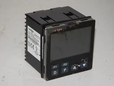 Red Lion Controls PXU11A50 Digital Temperature Controller PID 1/4 DIN Universal