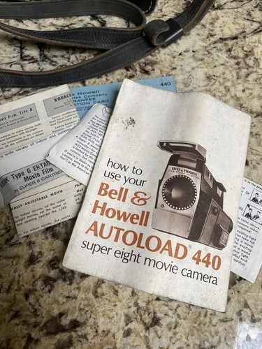 Bell & Howell Super 8 Autoload Movie Camera Model 440 - Vintage w/case & flash - Picture 4 of 7