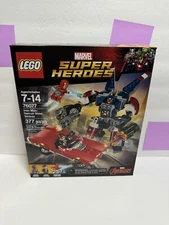 LEGO Marvel Super Heroes: Iron Man: Detroit Steel Strikes (76077). GB3
