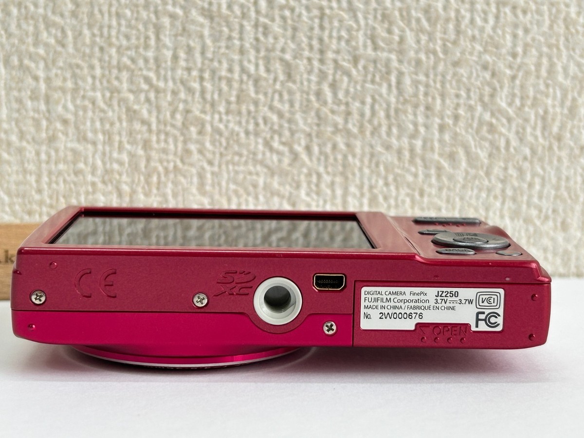 FUJIFILM Finepix JZ250 16.0MP Digital Camera Red Tested English OK