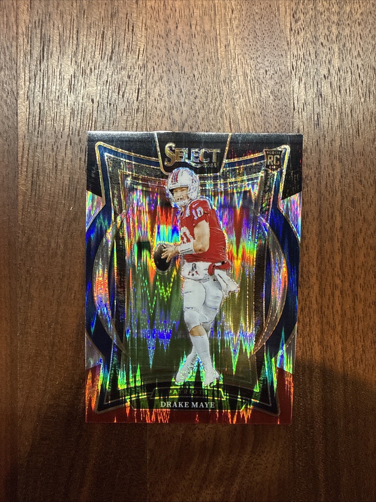 2024 Panini Select - Concourse Drake Maye #27 Black & Red Shock Prizm (RC)