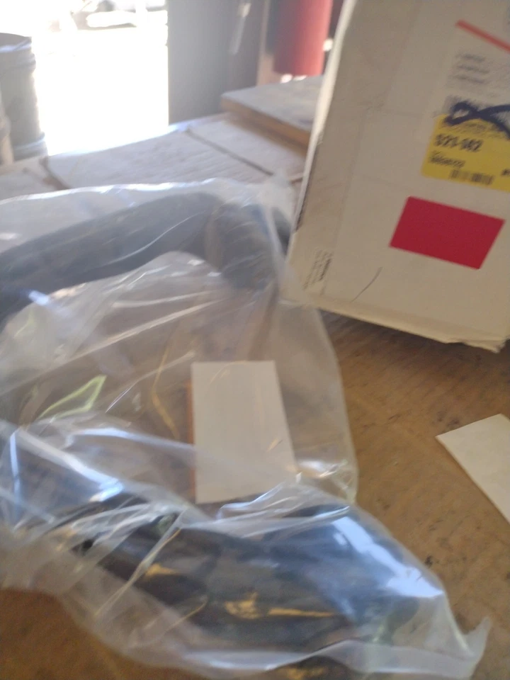 Brazo de control de suspensión Dorman 521-142 para Ford Crown Victoria 2011 Foto 3 de 4