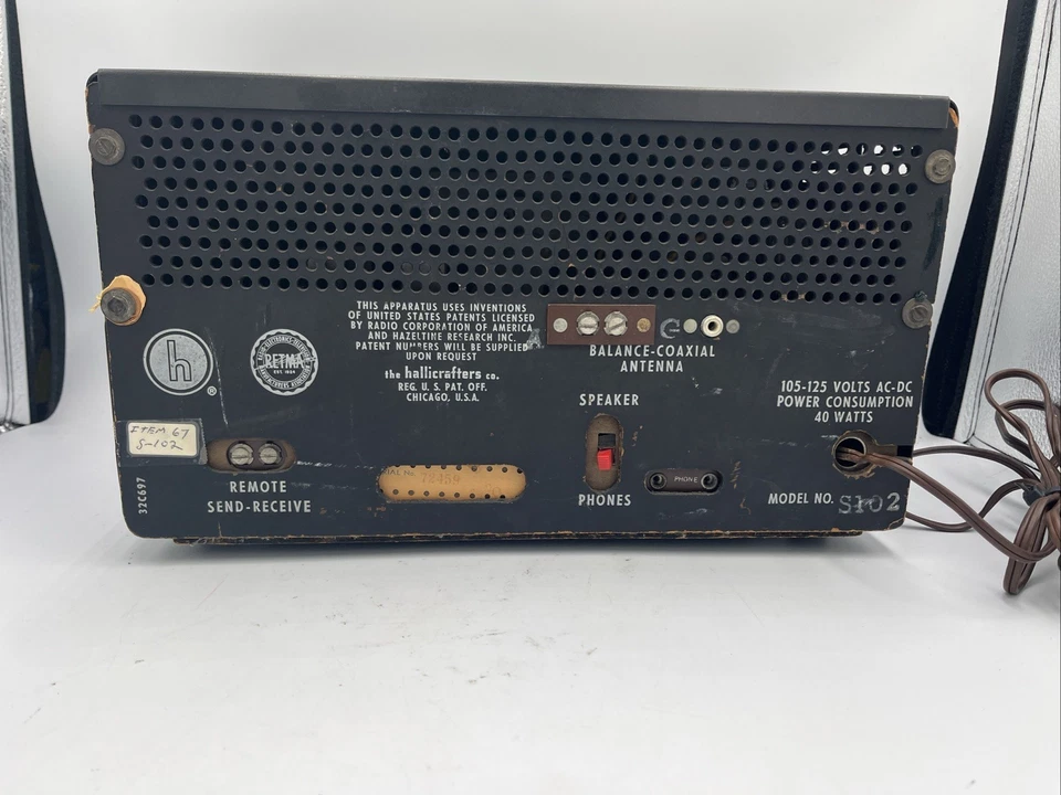 The Hallicrafters Co. Modelo S-102 • Não testado • Para peças - Imagem 2 de 4